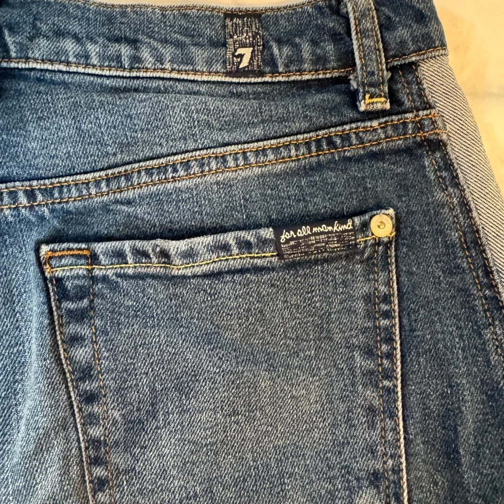 7 For All Mankind Reverse Step Side Panel Denim Mini Skirt Size 27